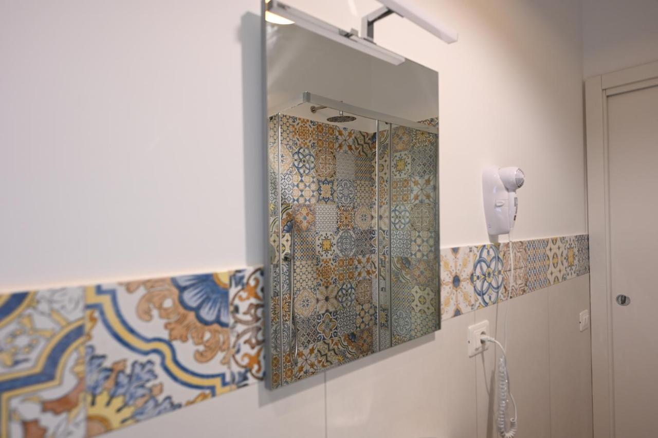 Mare Fuori B&B Salerno Eksteriør billede