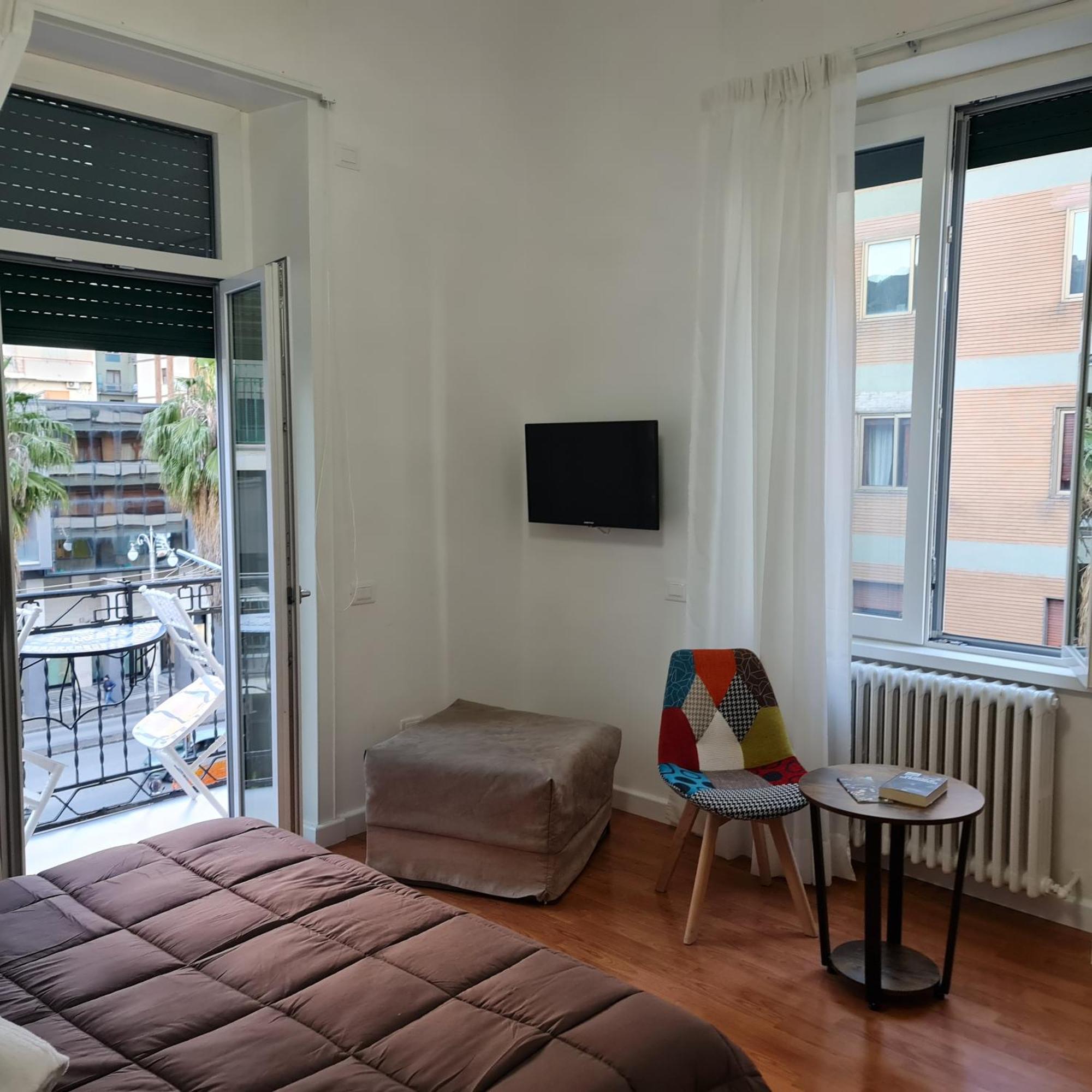 Mare Fuori B&B Salerno Værelse billede