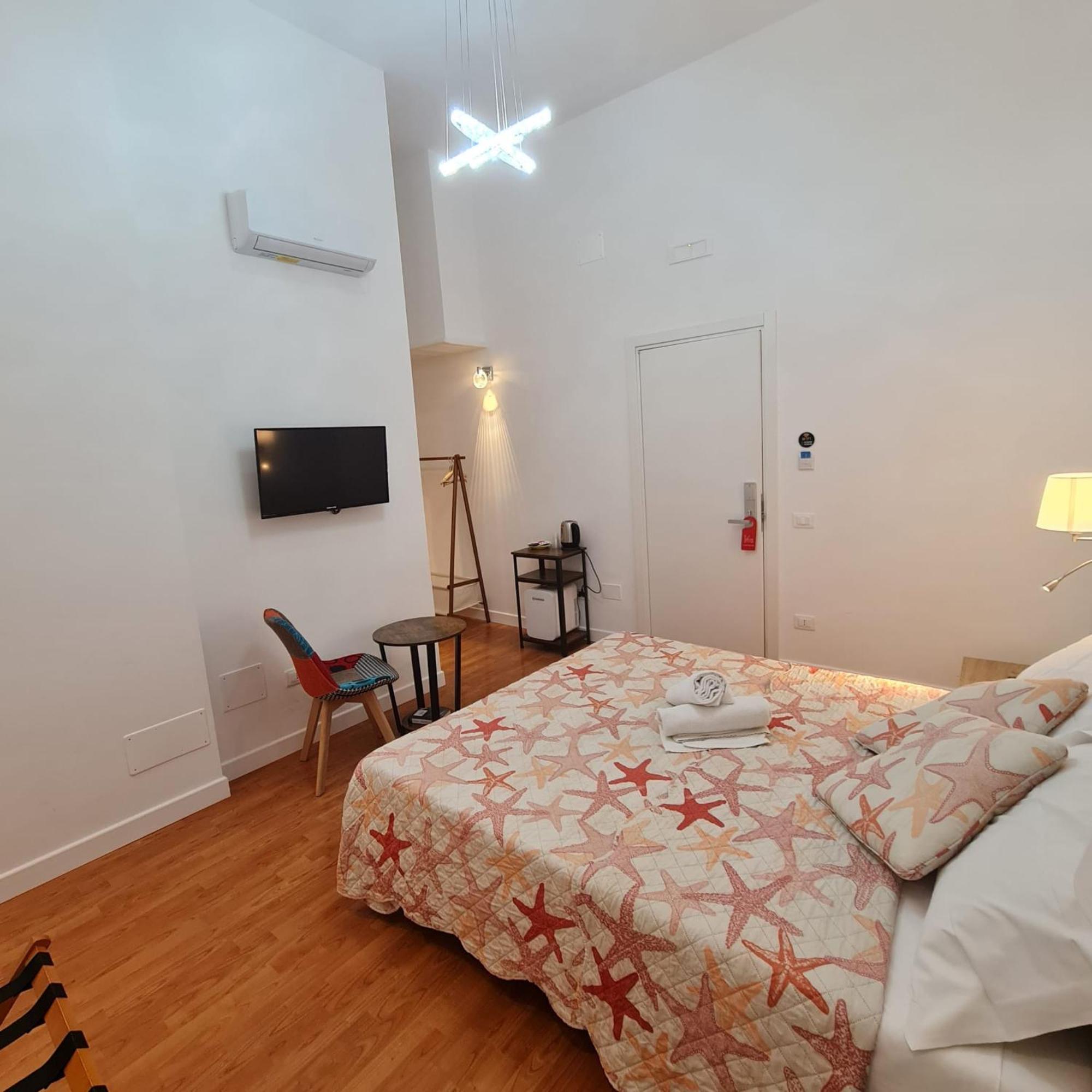 Mare Fuori B&B Salerno Eksteriør billede
