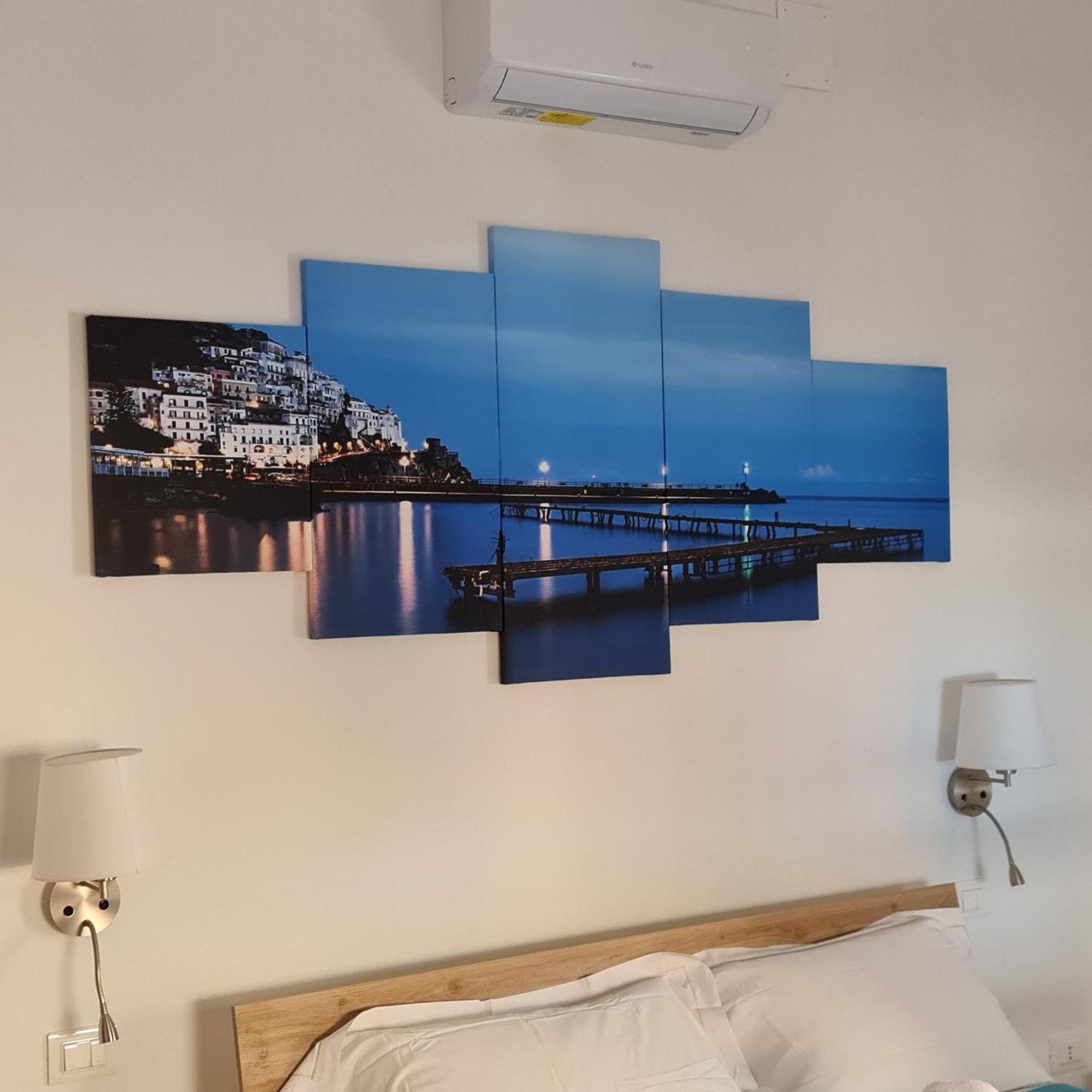Mare Fuori B&B Salerno Værelse billede